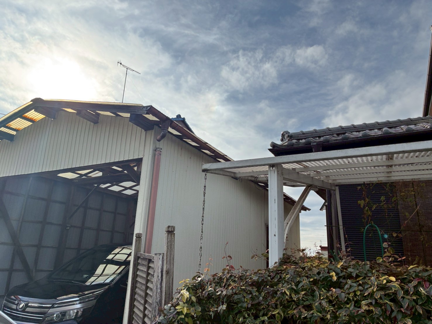 ガレージ屋根の問いが外れている